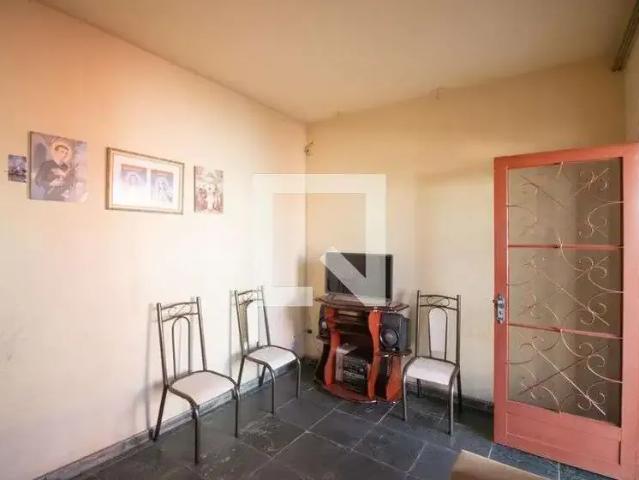 Casa / Sobrado para Locação em Contagem/MG Tropical 3 Quartos