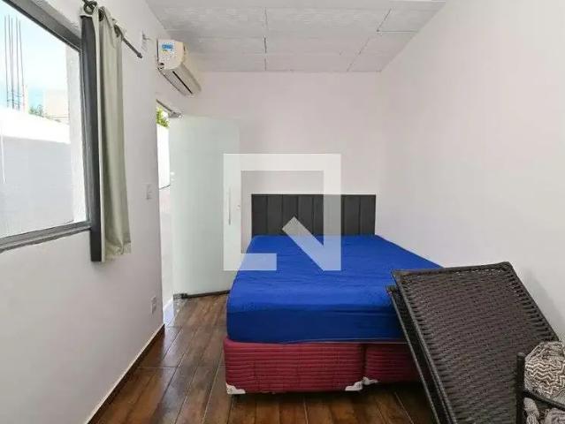 Casa / Sobrado para Locação em Contagem/MG Tropical 3 Quartos