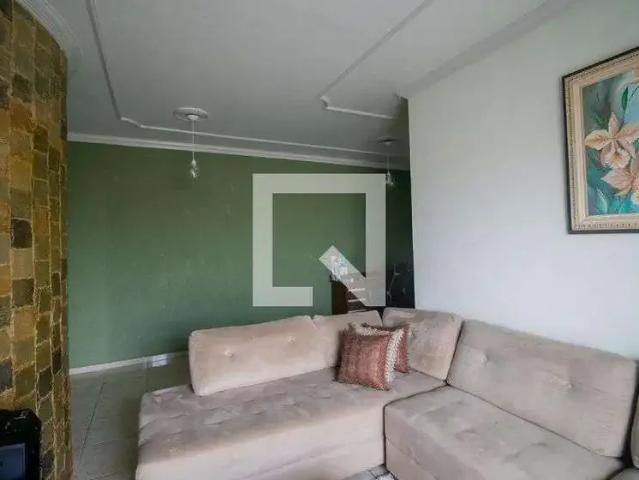 Casa / Sobrado para Locação em Contagem/MG Tropical 3 Quartos