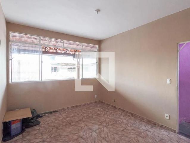 Casa / Sobrado para Locação em Contagem/MG Arpoador 3 Quartos
