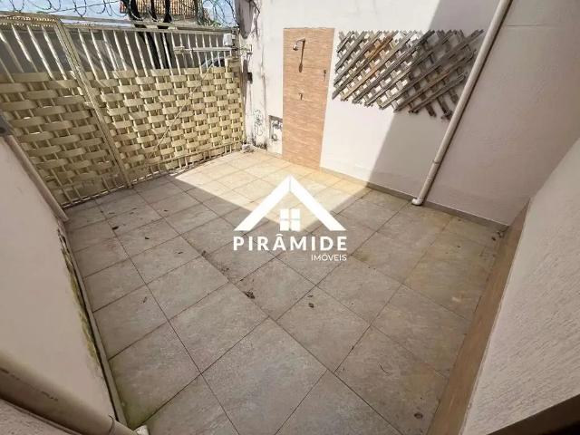 Casa / Sobrado para Locação em Contagem/MG Cabral 3 Quartos