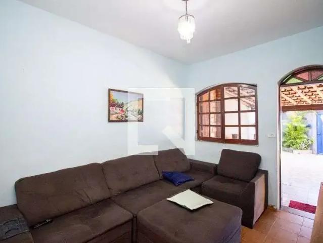 Casa / Sobrado para Locação em Contagem/MG Fonte Grande 2 Quartos
