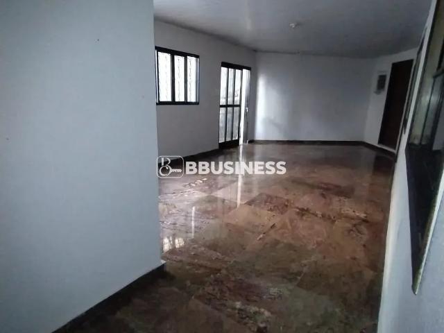 Casa / Sobrado para Locação em Contagem/MG Funcionários 2 Quartos