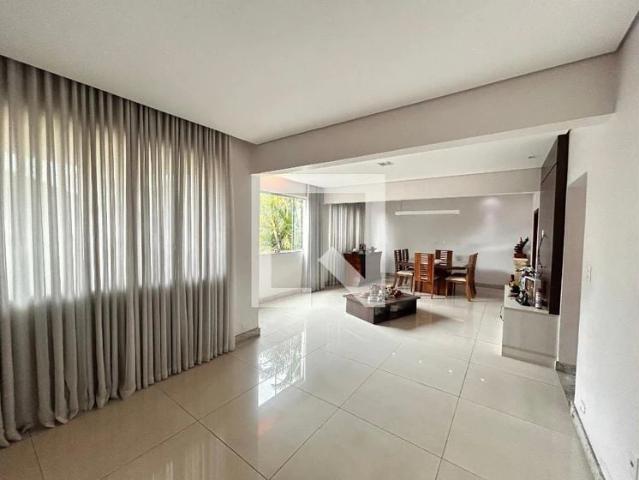Casa / Sobrado para Locação em Contagem/MG Morada Nova 3 Quartos