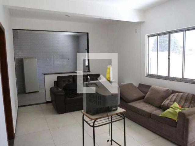 Casa / Sobrado para Locação em Contagem/MG Novo Eldorado 4 Quartos