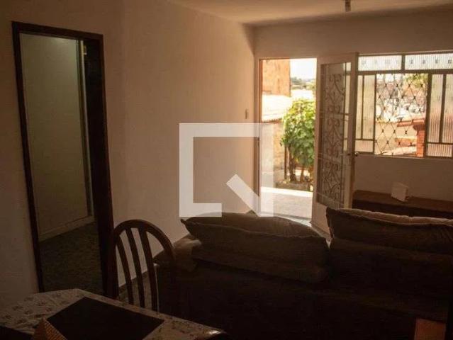 Casa / Sobrado para Locação em Contagem/MG Oitis 2 Quartos