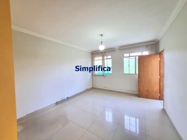 Casa / Sobrado para Locação em Contagem/MG Parque Xangri Lá 2 Quartos