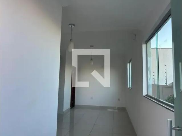 Casa / Sobrado para Locação em Contagem/MG Santa Helena 3 Quartos