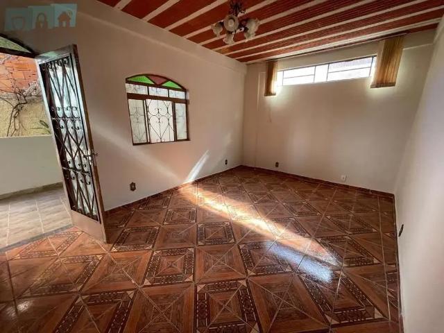 Casa / Sobrado para Locação em Contagem/MG Serrano 2 Quartos