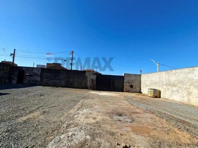 Casa / Sobrado para Locação em Cosmópolis/SP Parque Residencial Rosamélia II 1 Quartos