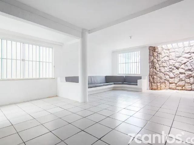 Casa / Sobrado para Locação em Caucaia/CE Icaraí 3 Quartos