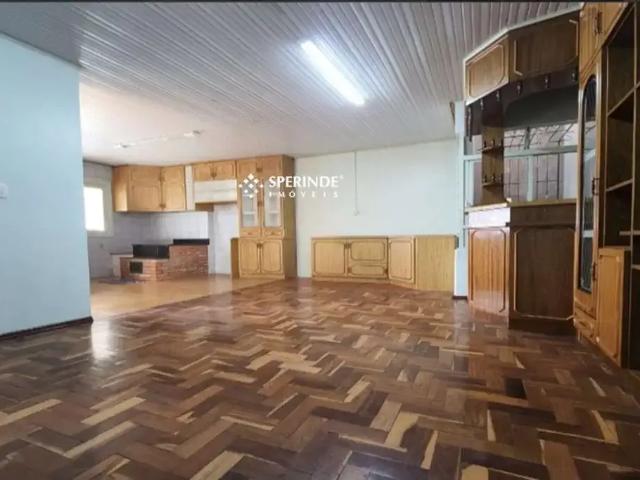 Casa / Sobrado para Locação em Caxias do Sul/RS Mariland 5 Quartos