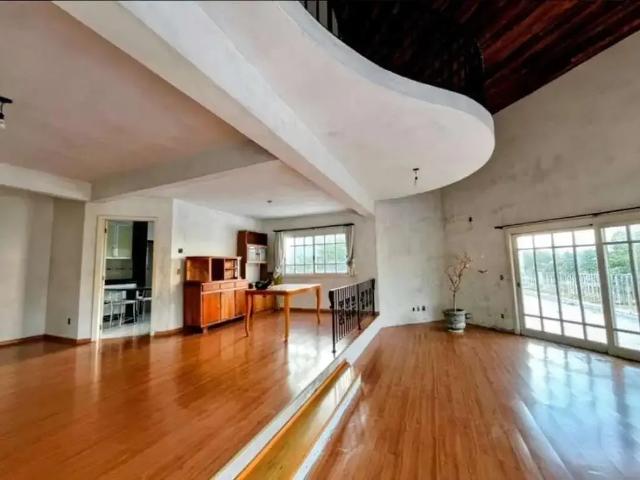 Casa / Sobrado para Locação em Caxias do Sul/RS Charqueadas 4 Quartos