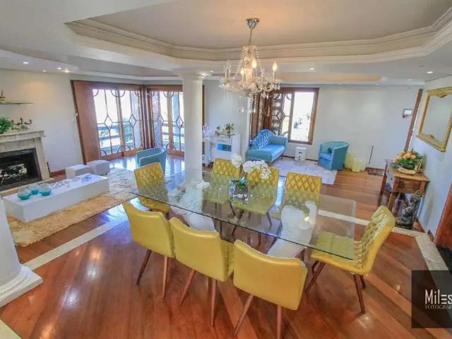 Casa / Sobrado para Locação em Caxias do Sul/RS Colina Sorriso 3 Quartos