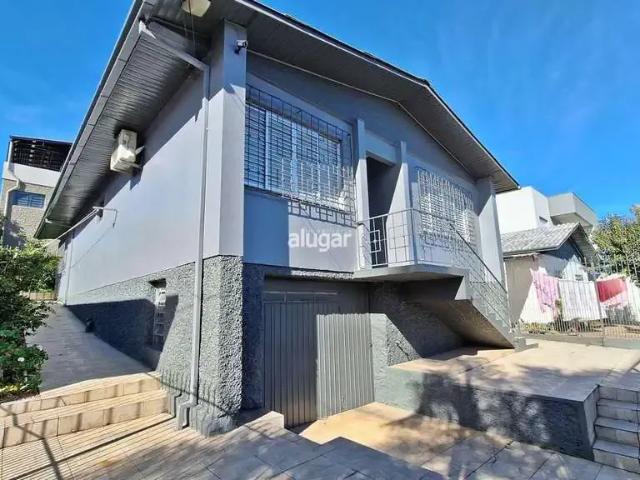 Casa / Sobrado para Locação em Caxias do Sul/RS Kayser 3 Quartos