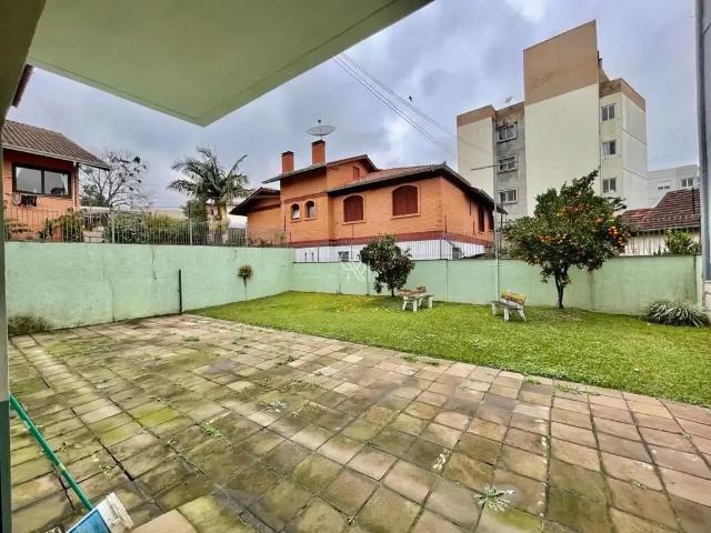 Casa / Sobrado para Locação em Caxias do Sul/RS Sagrada Família 4 Quartos