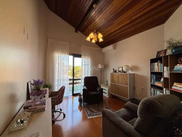 Casa / Sobrado para Locação em Caxias do Sul/RS Santa Catarina 3 Quartos