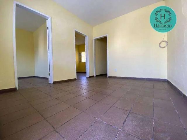 Casa / Sobrado para Locação em Caçapava/SP Vila Pantaleão 2 Quartos