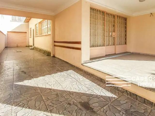 Casa / Sobrado para Locação em Caçapava/SP Centro 4 Quartos