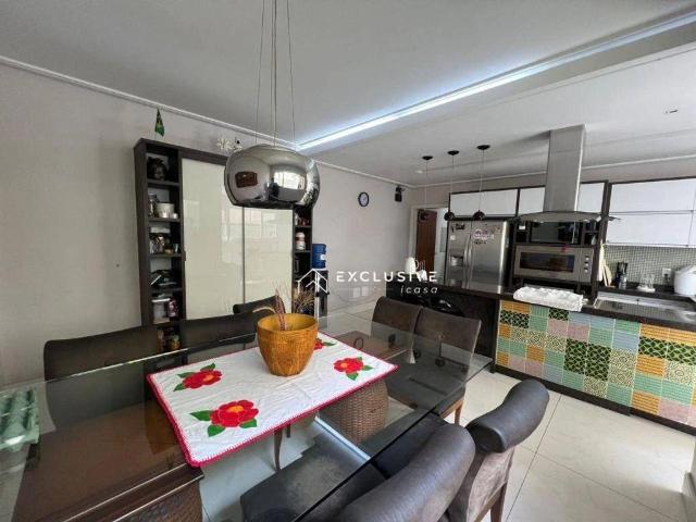 Casa / Sobrado para Locação em Caçapava/SP Centro 8 Quartos