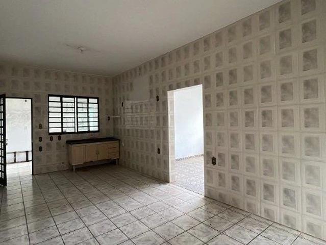 Casa / Sobrado para Locação em Caçapava/SP Parque Residencial Maria Elmira 5 Quartos