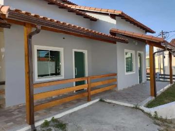 Casa / Sobrado para Locação em Cabo Frio/RJ Cajueiro 1 Quartos