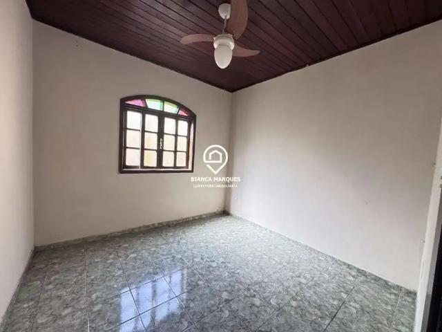 Casa / Sobrado para Locação em Cabo Frio/RJ Braga 2 Quartos