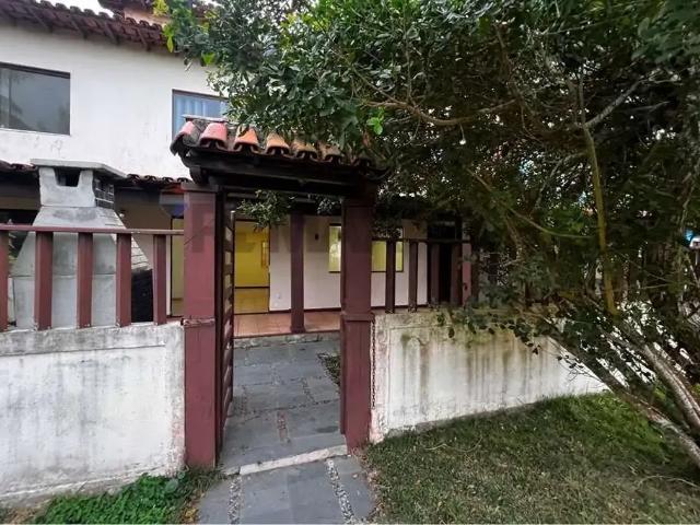 Casa / Sobrado para Locação em Cabo Frio/RJ Dunas 4 Quartos