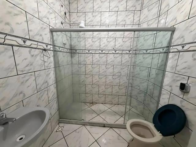 Casa / Sobrado para Locação em Cabo Frio/RJ Jardim Excelsior 2 Quartos