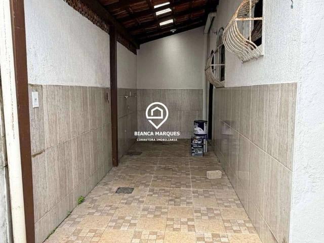 Casa / Sobrado para Locação em Cabo Frio/RJ Jardim Excelsior 3 Quartos