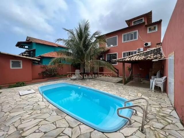 Casa / Sobrado para Locação em Cabo Frio/RJ Ogiva 3 Quartos