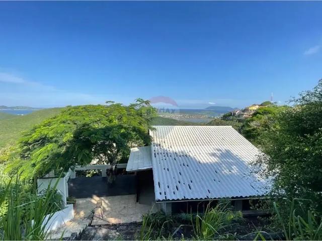 Casa / Sobrado para Locação em Cabo Frio/RJ Ogiva 2 Quartos