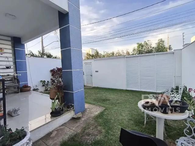 Casa / Sobrado para Locação em Cabo Frio/RJ Portinho 4 Quartos