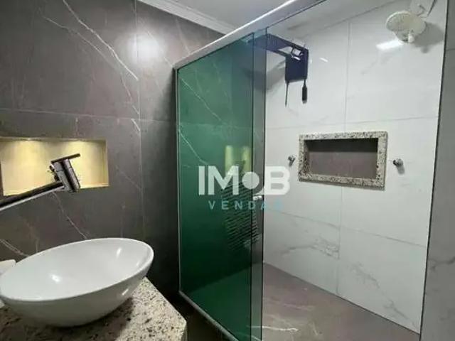 Casa / Sobrado para Locação em Cabo Frio/RJ Palmeiras 3 Quartos