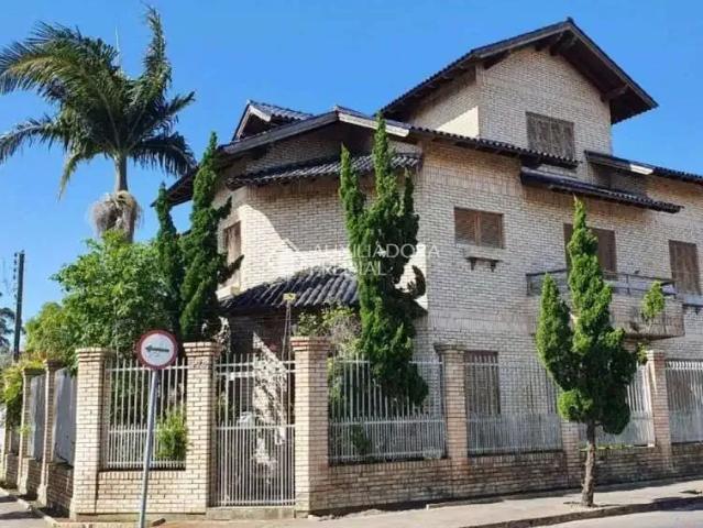 Casa / Sobrado para Locação em Cachoeirinha/RS Vila Eunice Nova 3 Quartos