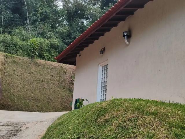 Casa / Sobrado para Locação em Caieiras/SP Santa Inês 4 Quartos