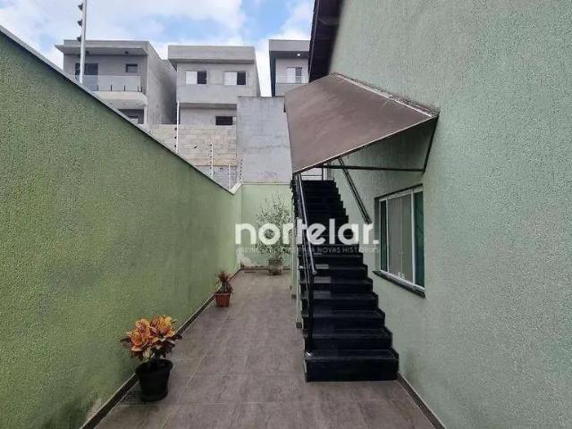 Casa / Sobrado para Locação em Cajamar/SP Portais Polvilho 3 Quartos