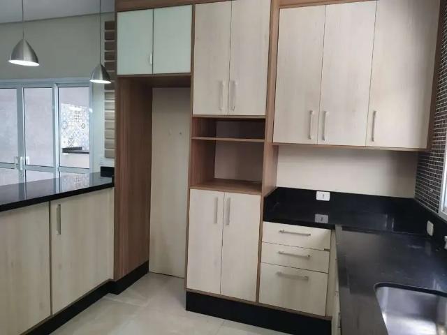Casa / Sobrado para Locação em Cajamar/SP Portais Polvilho 3 Quartos