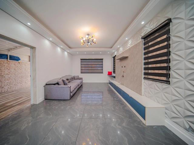 Casa / Sobrado para Locação em Cajamar/SP Portais Polvilho 3 Quartos