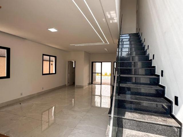 Casa / Sobrado para Locação em Cajamar/SP Portais Polvilho 3 Quartos