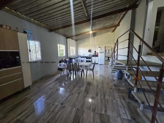 Casa / Sobrado para Locação em Cajamar/SP Santa Terezinha Jordanésia 3 Quartos