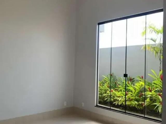 Casa / Sobrado para Locação em Caldas Novas/GO Cidade das Flores 3 Quartos