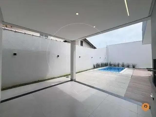 Casa / Sobrado para Locação em Caldas Novas/GO Itaguaí III 3 Quartos