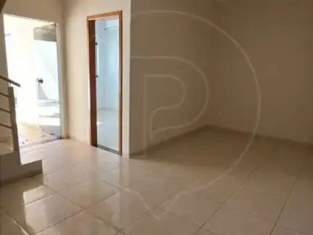 Casa / Sobrado para Locação em Caldas Novas/GO Setor Serrinha 3 Quartos
