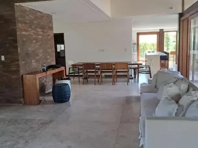Casa / Sobrado para Locação em Camaçari/BA Abrantes 4 Quartos
