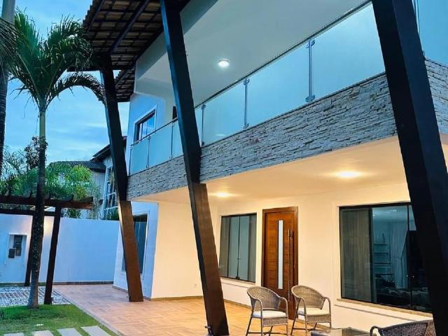 Casa / Sobrado para Locação em Camaçari/BA Abrantes 5 Quartos