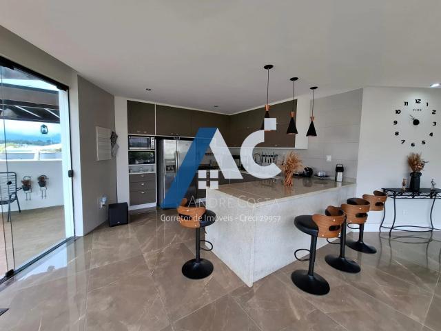Casa / Sobrado para Locação em Camaçari/BA Abrantes 5 Quartos