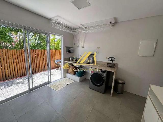 Casa / Sobrado para Locação em Camaçari/BA Guarajuba 5 Quartos
