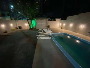 Casa / Sobrado para Locação em Camboriú/SC Tabuleiro 2 Quartos