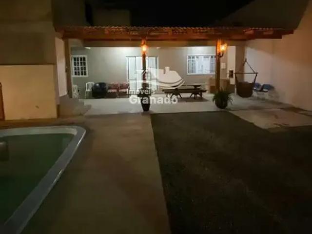 Casa / Sobrado para Locação em Camboriú/SC Tabuleiro 2 Quartos